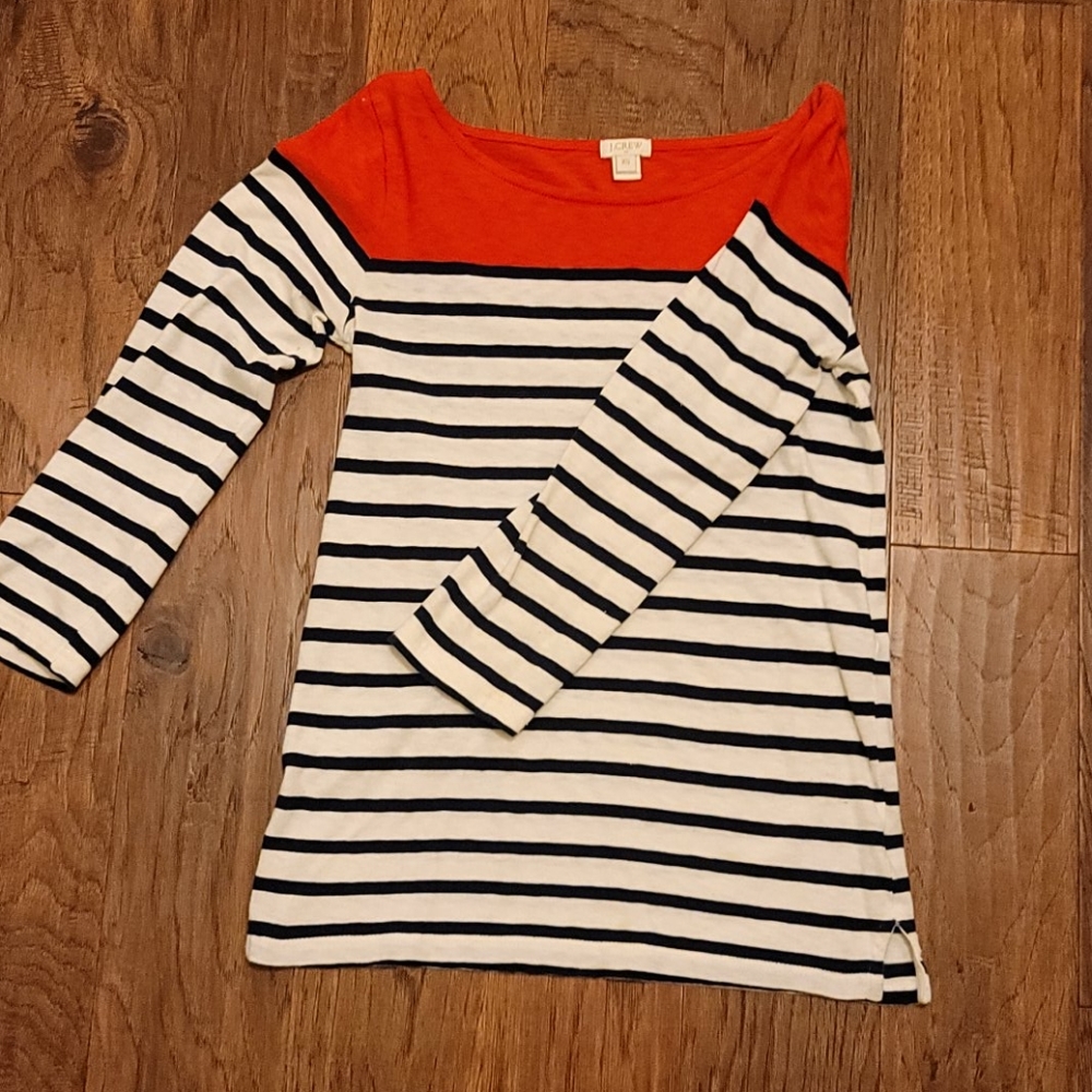 Striped quarter length sleeve top